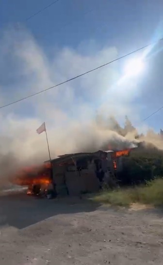 Kereste fabrikasında &ccedil;ıkan yangın paniğe sebep oldu
