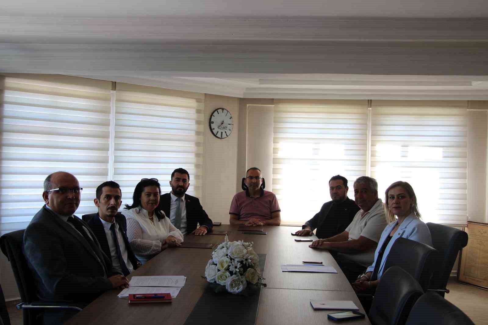 Gediz MYO ve Ticaret ve Sanayi Odası’ndan eğitimde iş birliği protokolü