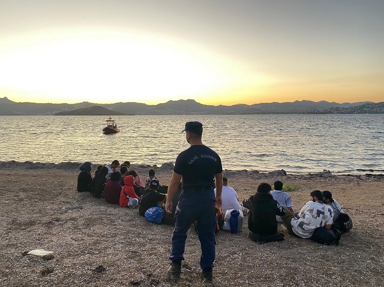 Bodrum’da 20 düzensiz göçmen yakalandı