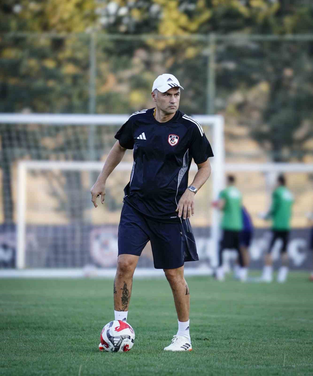 Burak Yılmaz: "Kocaelispor ma&ccedil;ından tek hedefimiz kazanmak"
