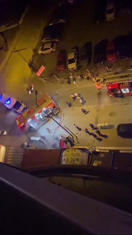 Başakşehir’de oto yıkama dükkanında yangın faciası: 1 ölü, 3 ağır yaralı
