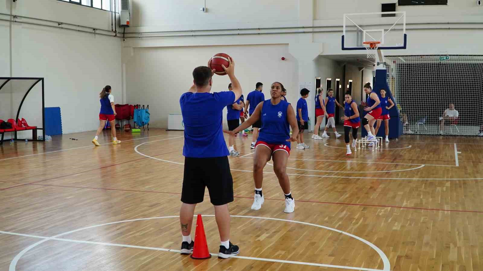 Erciyes Yüksek İrtifa Kamp Merkezi, basketbolcuların da gözdesi
