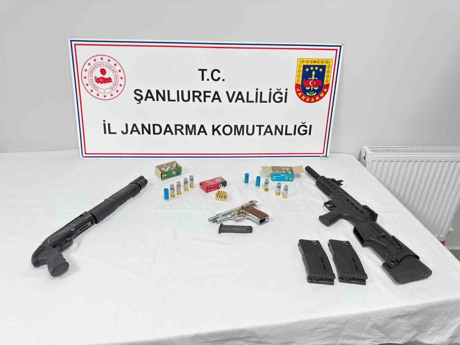 Jandarmadan uyuşturucu operasyonları: 8 gözaltı