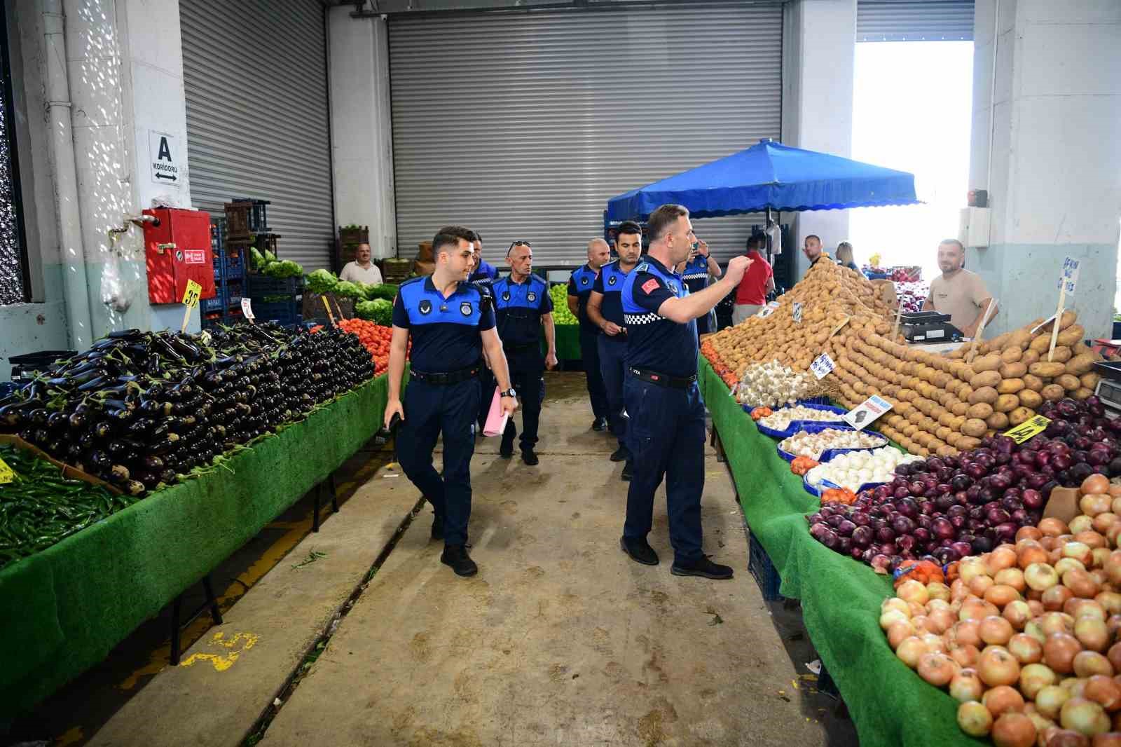 Çayırova’daki pazarlarda elektronik tartı dönemi