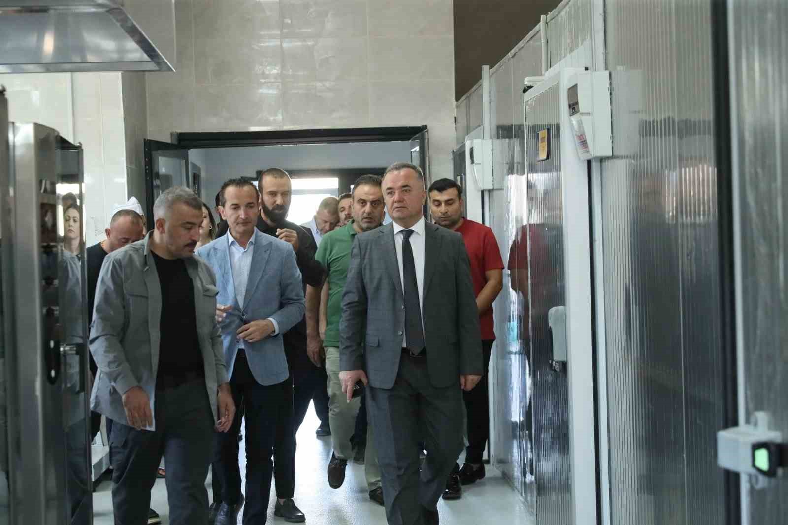 Mardin’deki aşevi, ihtiyaç sahiplerinin yardımına koşmaya devam ediyor