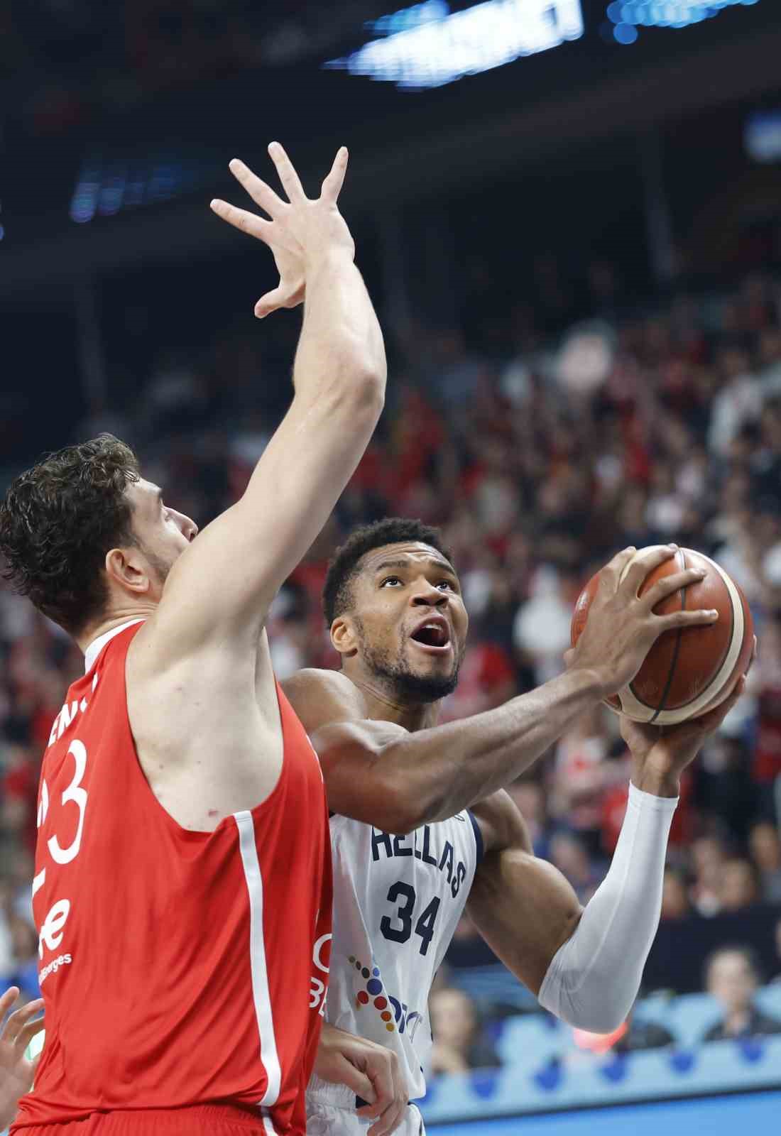 A Milli Erkek Basketbol Takımı finalde
