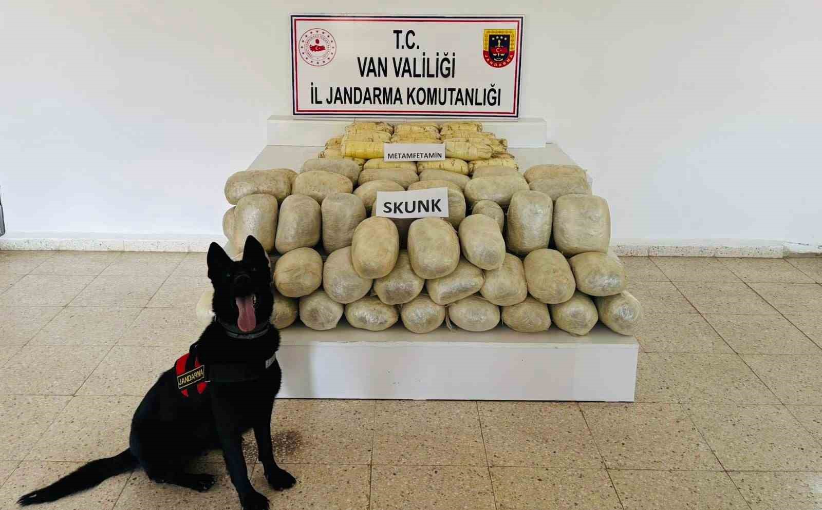 Van’da 106 kilo uyuşturucu madde ele geçirildi