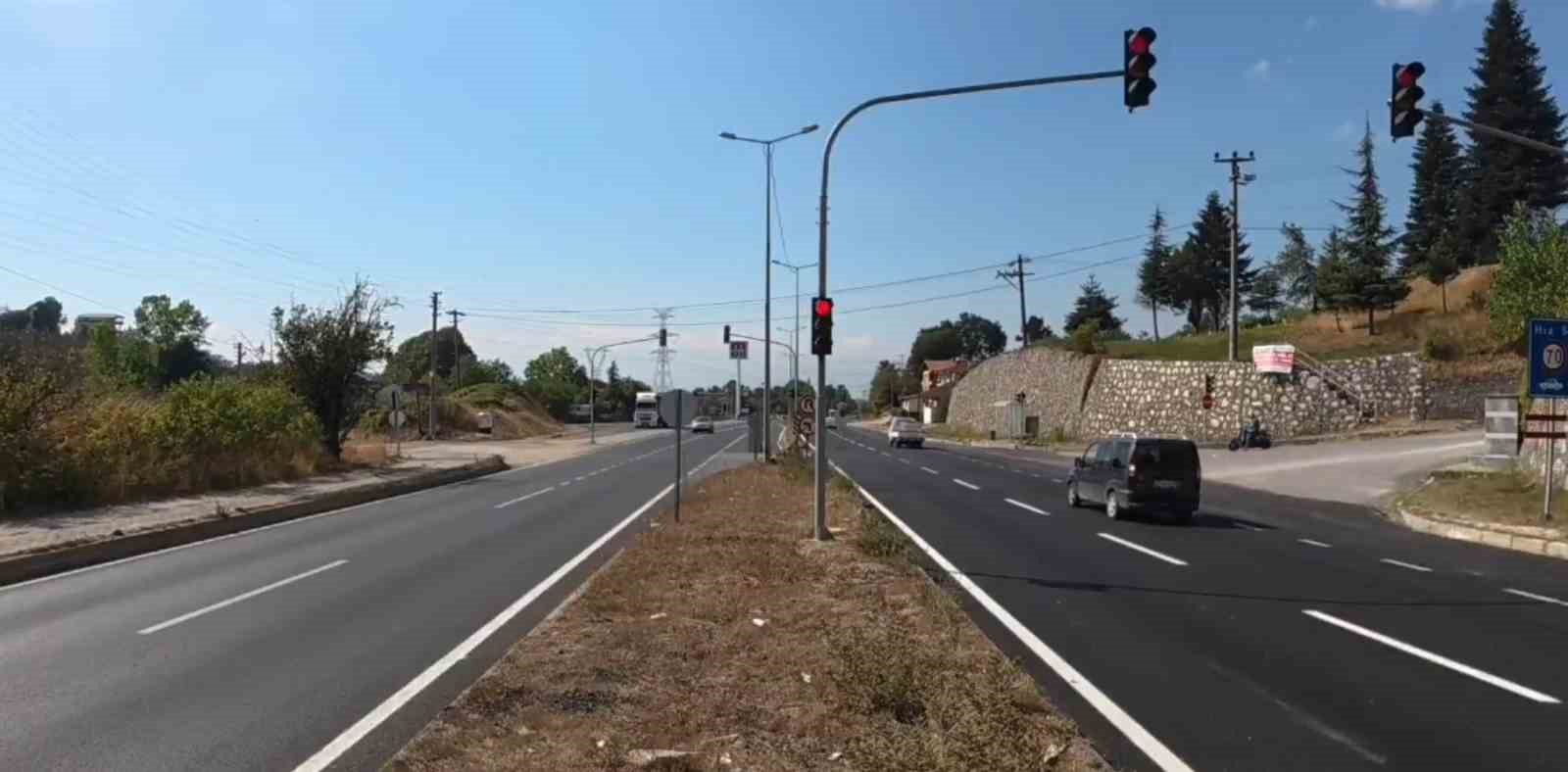 Kırmızı ışıkta durmayan sürücülere 2 bin 167 TL cezai işlem uygulandı