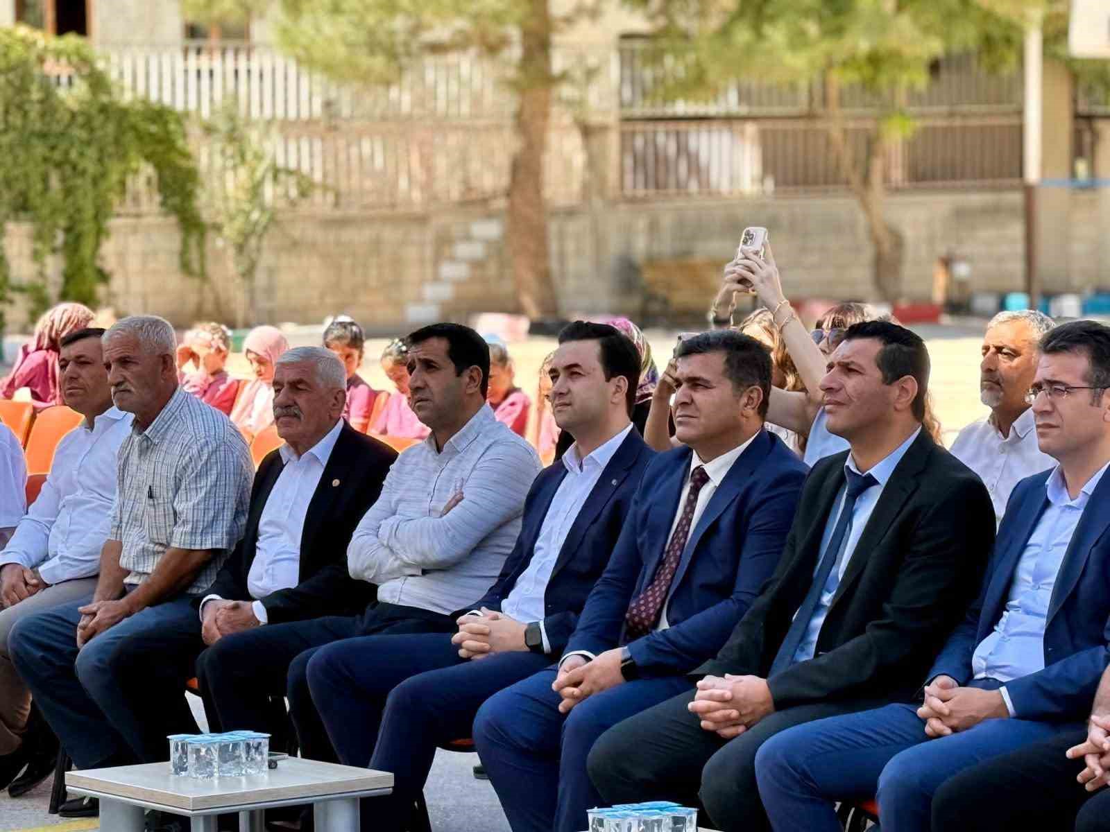 Midyat’ta yenilenen Yolbaşı İlkokulu törenle açıldı