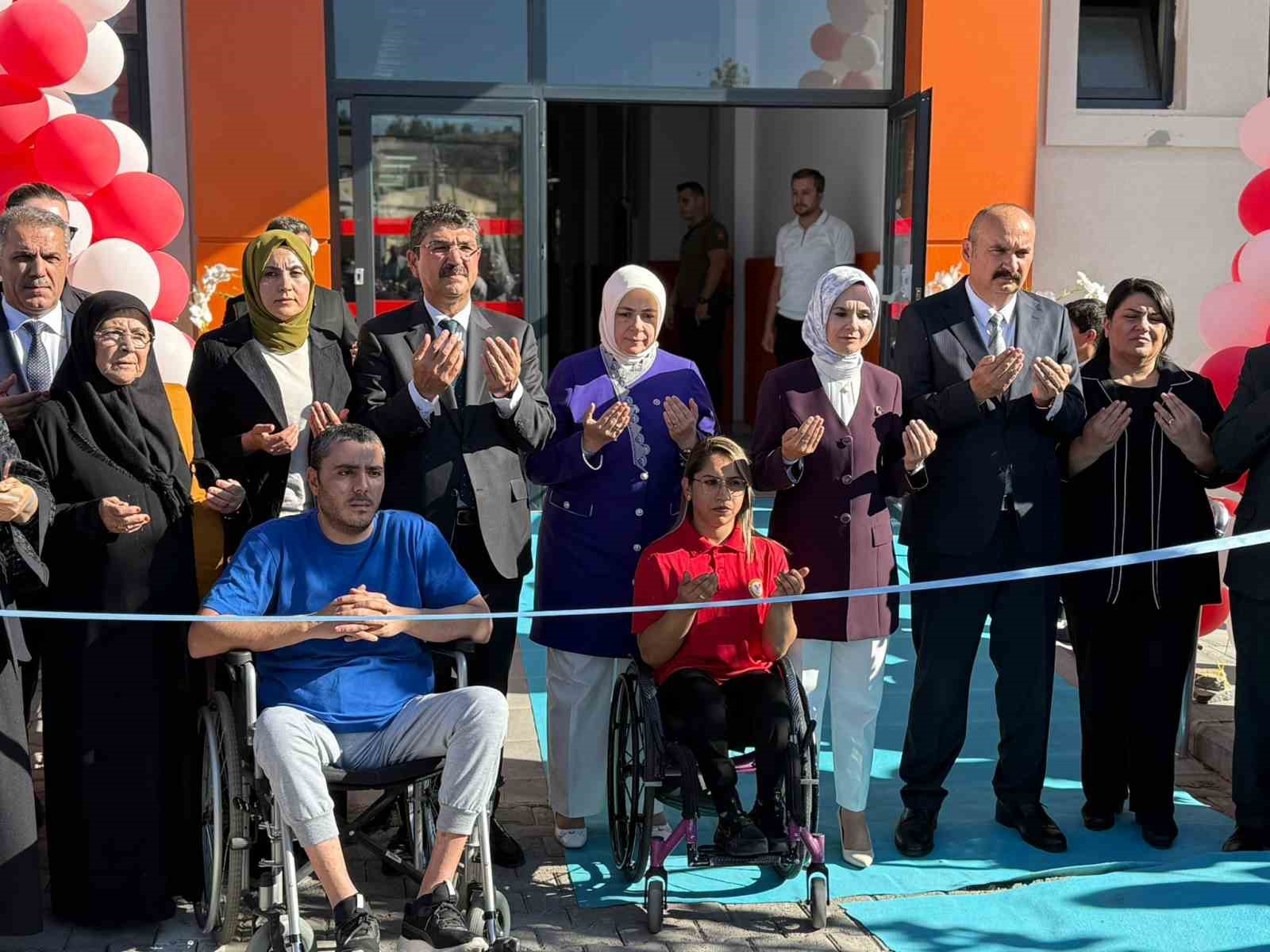 Bakan G&ouml;ktaş: "Son 23 yılda engelli hakları konusunda tarihi adımlar attık"
