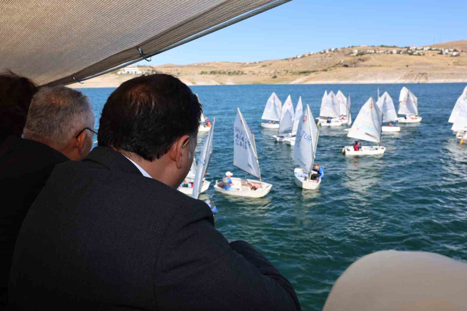 Vali Çiçek: "Kayseri su sporlarının merkezi olacak demiştik"