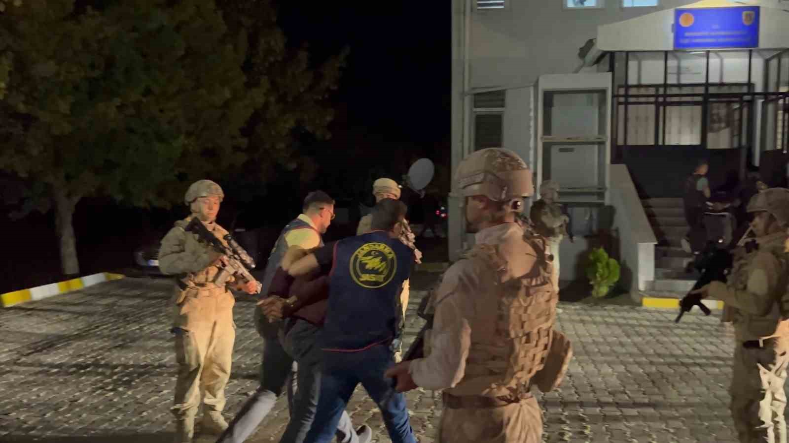 Van’da "kasten öldürme" olayının firarileri tutuklandı