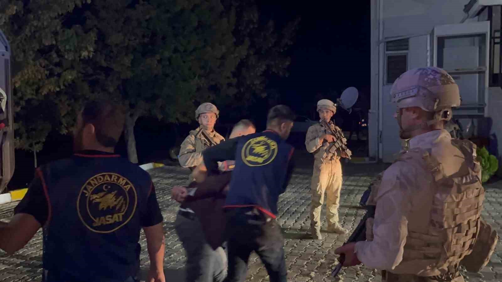 Van&rsquo;da "kasten &ouml;ld&uuml;rme" olayının firarileri tutuklandı
