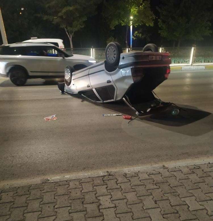 Elazığ’da otomobil takla attı: 1 yaralı
