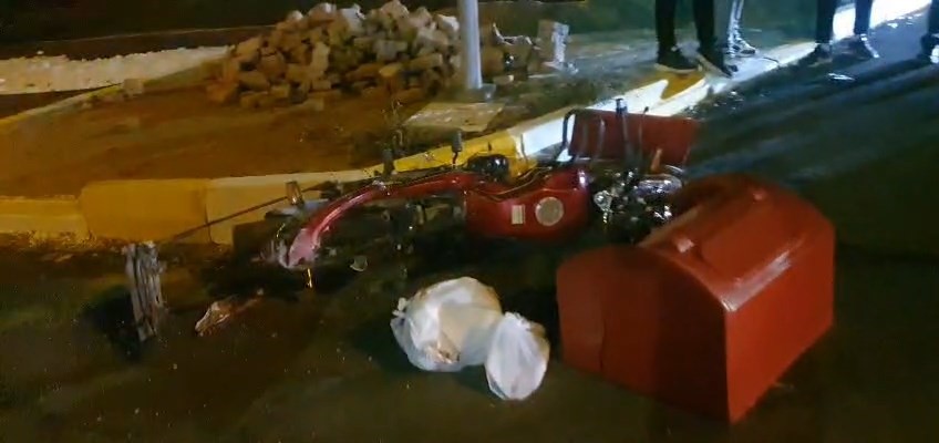Elazığ&rsquo;da otomobil ile motosiklet &ccedil;arpıştı: 2 yaralı
