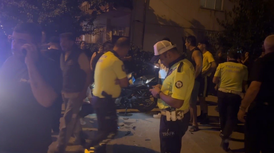 Erzincan’da motosiklet ile otomobil çarpıştı: 1 yaralı