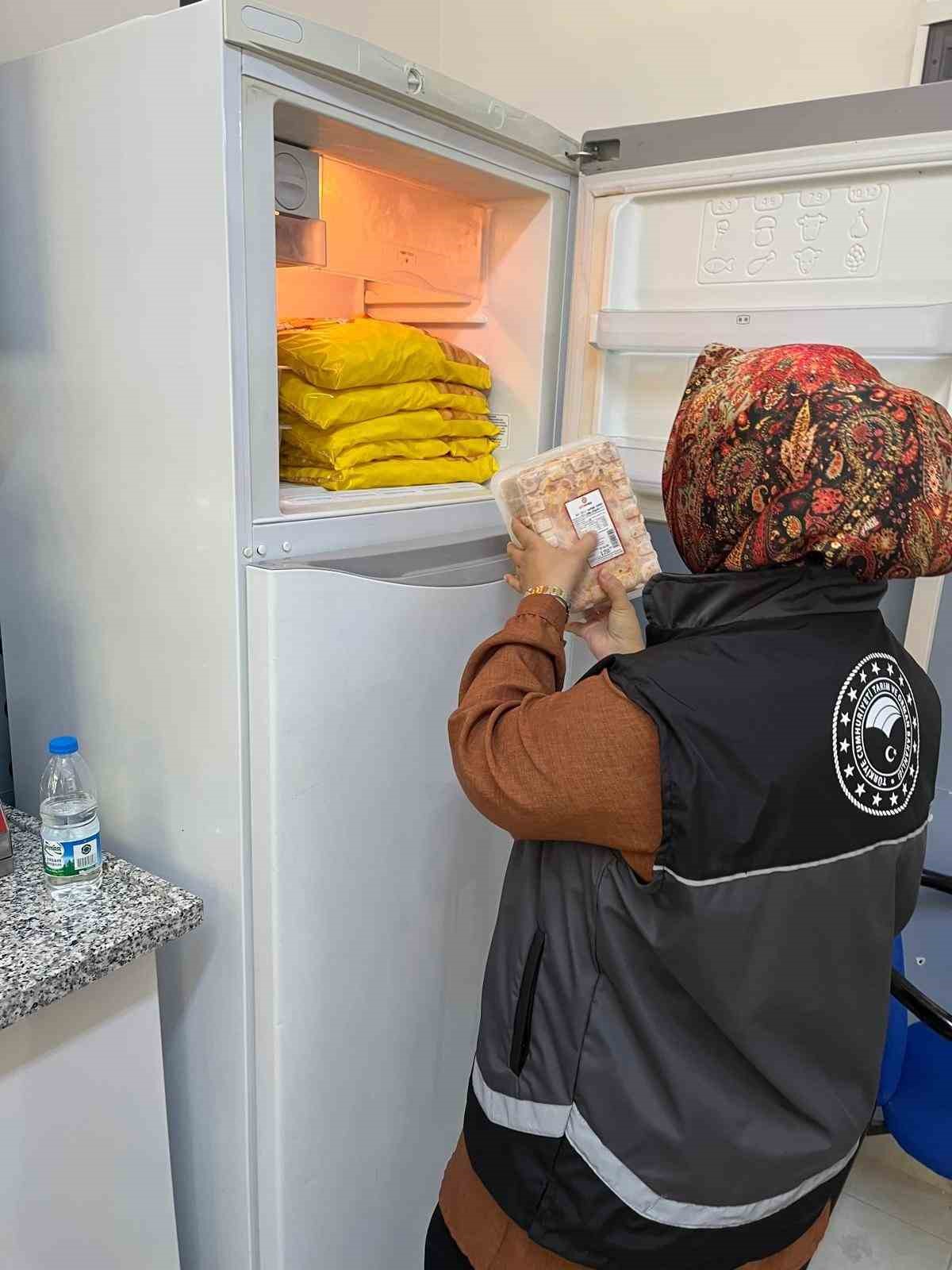 Bilecik&rsquo;te okul kantinlerinde gıda g&uuml;venliği denetimleri s&uuml;r&uuml;yor
