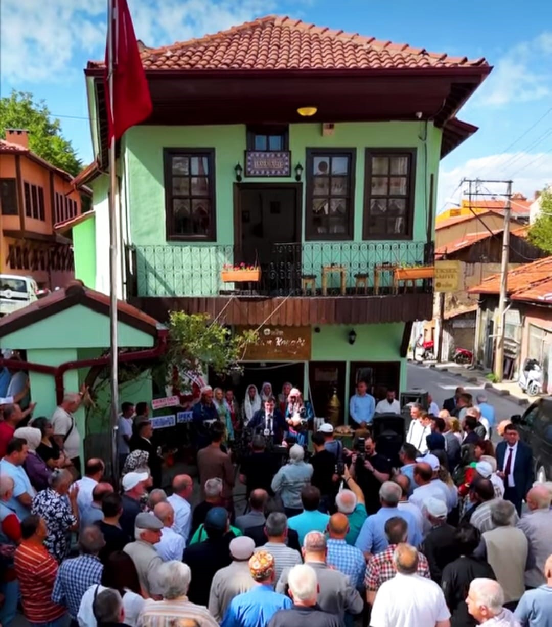 K&uuml;tahya&rsquo;da Y&uuml;ksek Kahve ve Dostlar Konağı yeniden hayata ge&ccedil;ti
