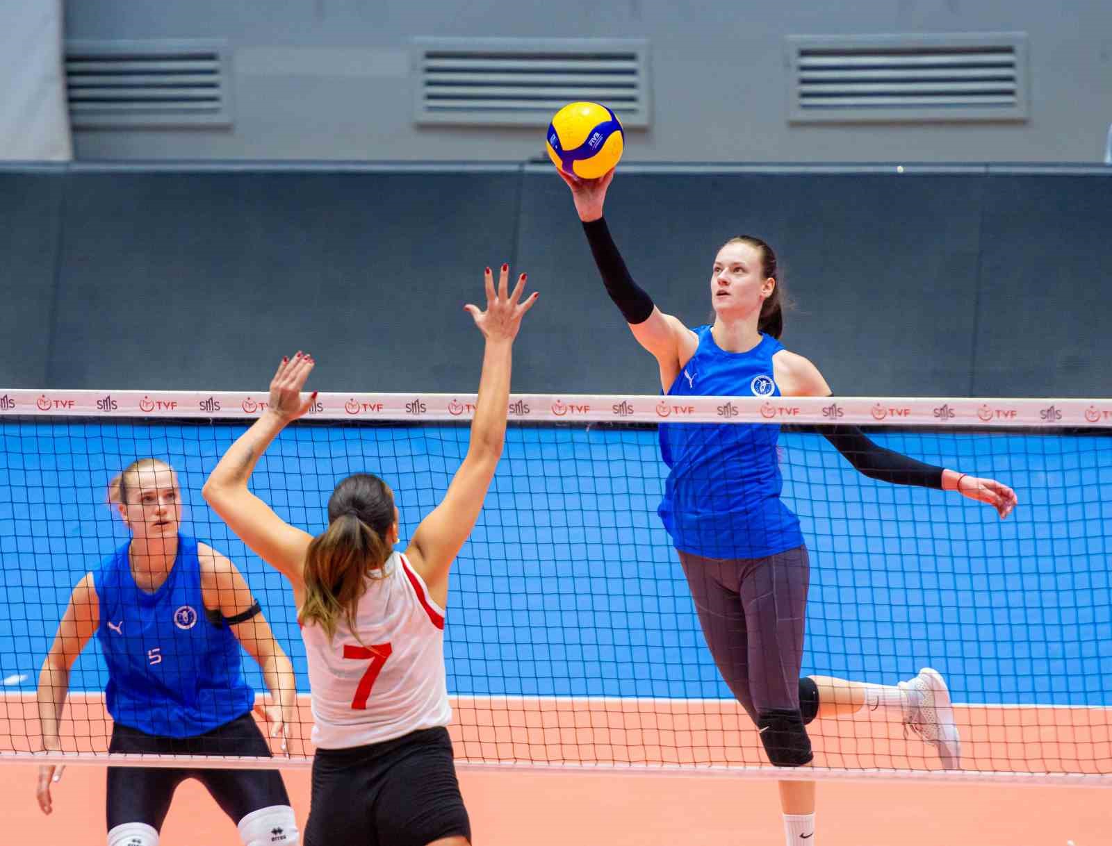 Aydın Büyükşehir Belediyespor, Göztepe ile hazırlık maçında karşılaştı