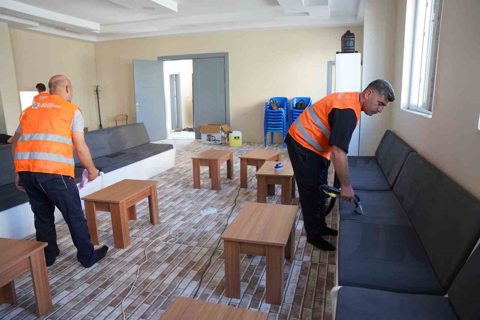 Kahta&rsquo;daki taziye evlerinde kapsamlı temizlik &ccedil;alışması başlatıldı
