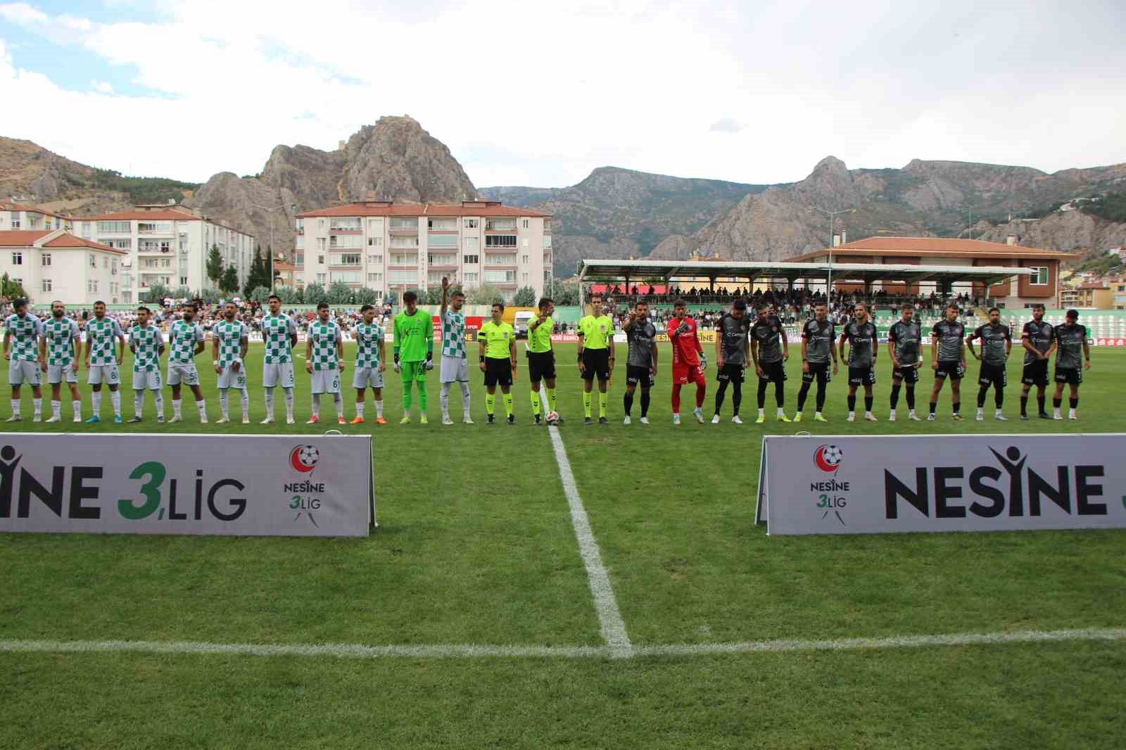 TFF 3. Lig: Amasyaspor: 0 - 52 Orduspor: 3