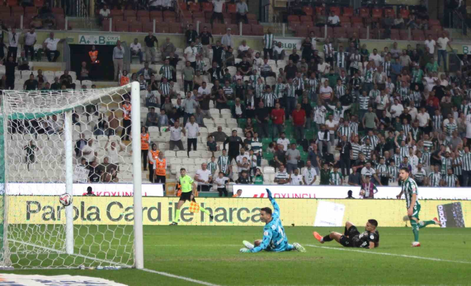 Trendyol Süper Lig: Konyaspor: 1 - Corendon Alanyaspor: 2 (Maç sonucu)

