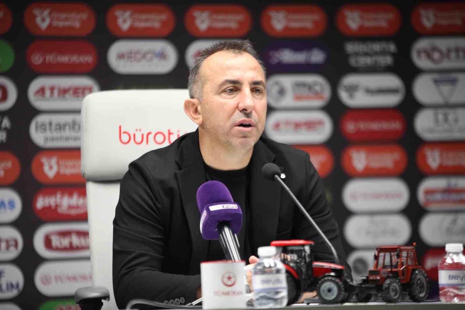 Recep Uçar: "Futbolda bu kadar bireysel hata yapıyorsanız bu mağlubiyet kaçınılmaz oluyor"