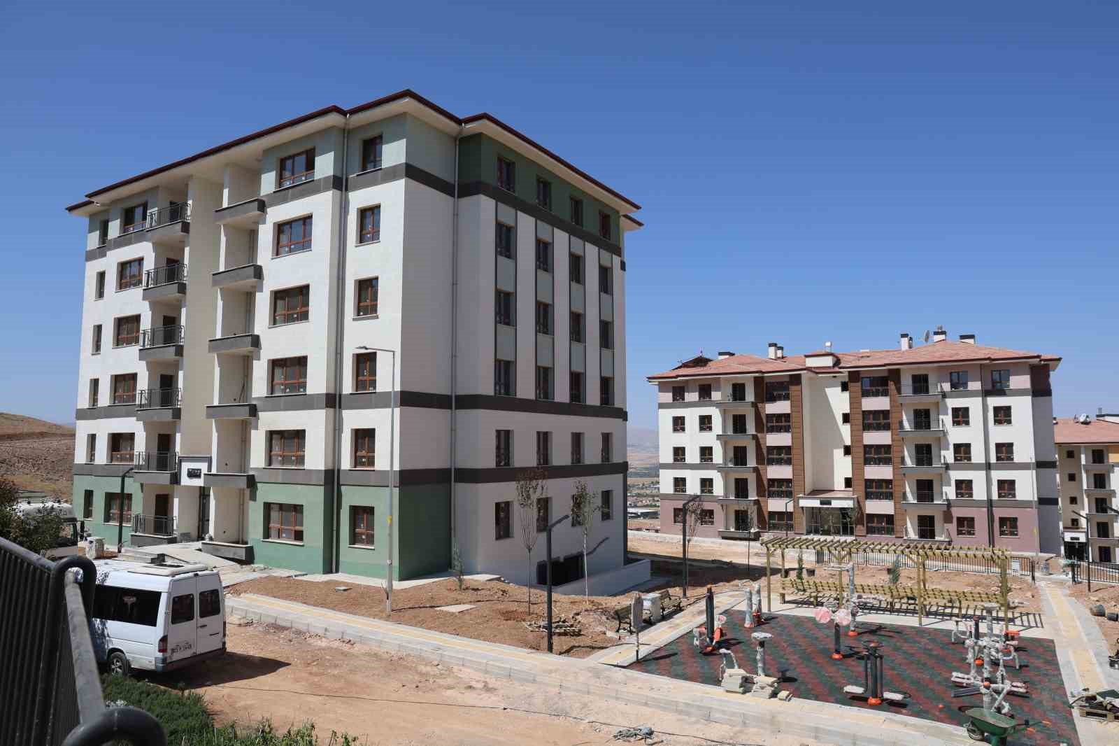 Elazığ’da deprem konutları yüzde 90 tamamlandı