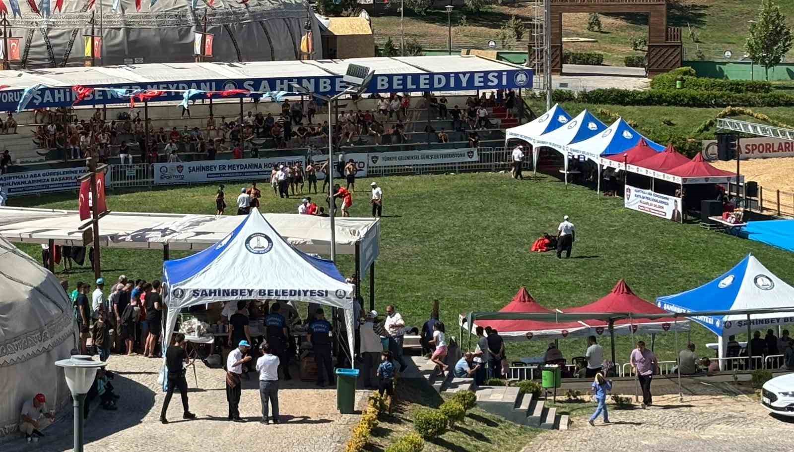 Gaziantep’te geleneksel aşırtmalı aba güreşleri heyecanı başladı