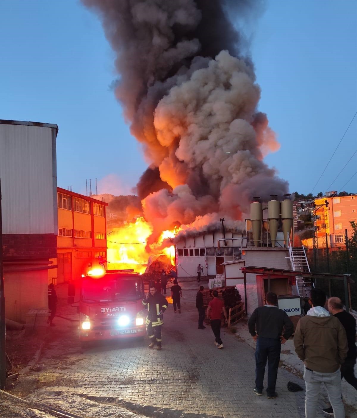 Konya’da silah fabrikasında korkutan yangın
