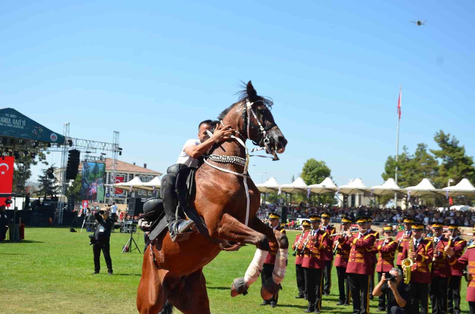 Jandarma Genel Komutanlığı Merasim B&ouml;l&uuml;ğ&uuml; g&ouml;sterisi nefes kesti
