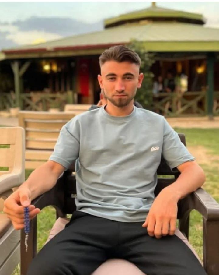 Bariyerlere çarpan motosiklet sürücüsü hayatını kaybetti