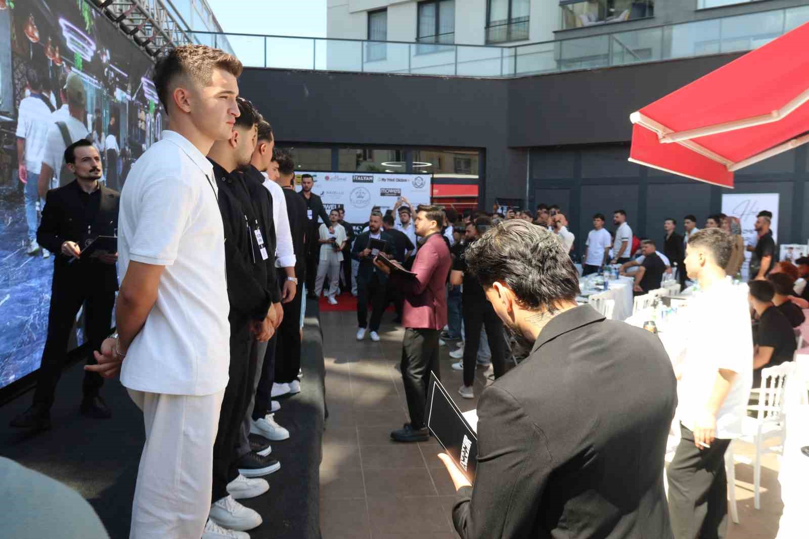 Eskişehir’de saç kesim yarışmasında 110 yarışmacı mücadele etti