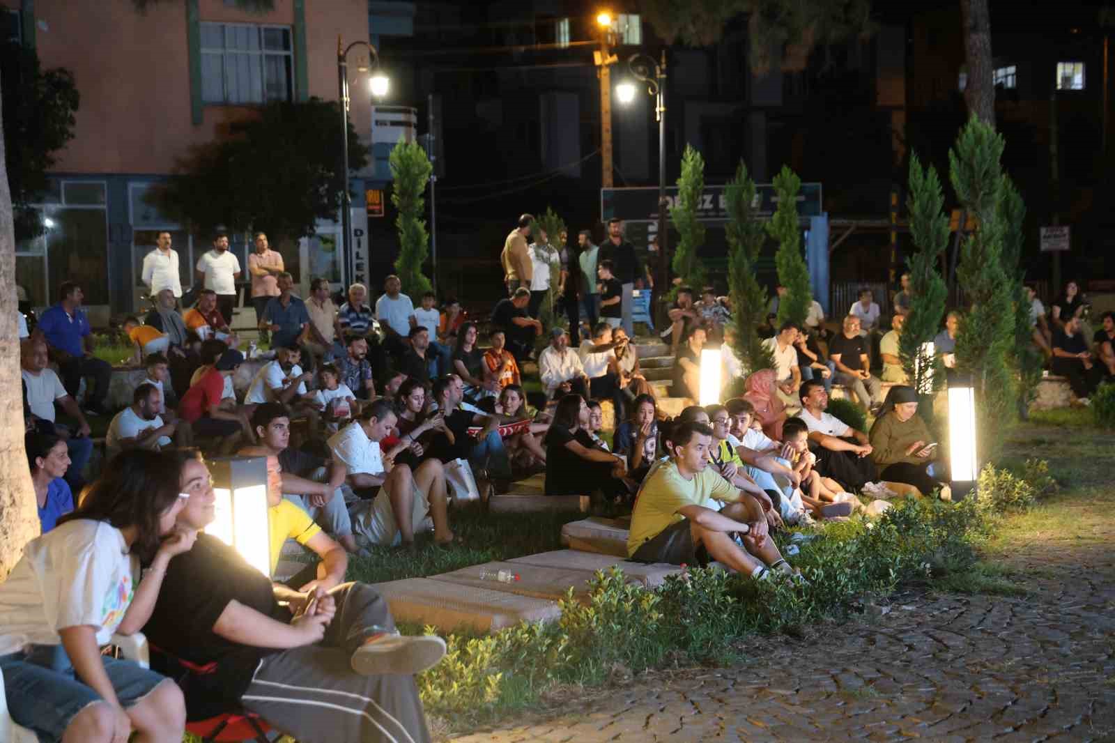 Kozan’da 12 dev adam heyecanı