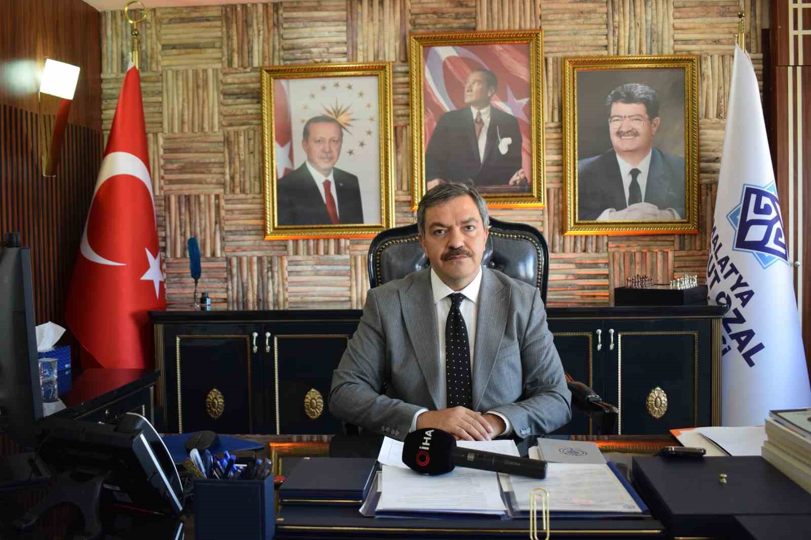 Malatya Turgut &Ouml;zal &Uuml;niversitesi b&uuml;y&uuml;yerek yoluna devam ediyor
