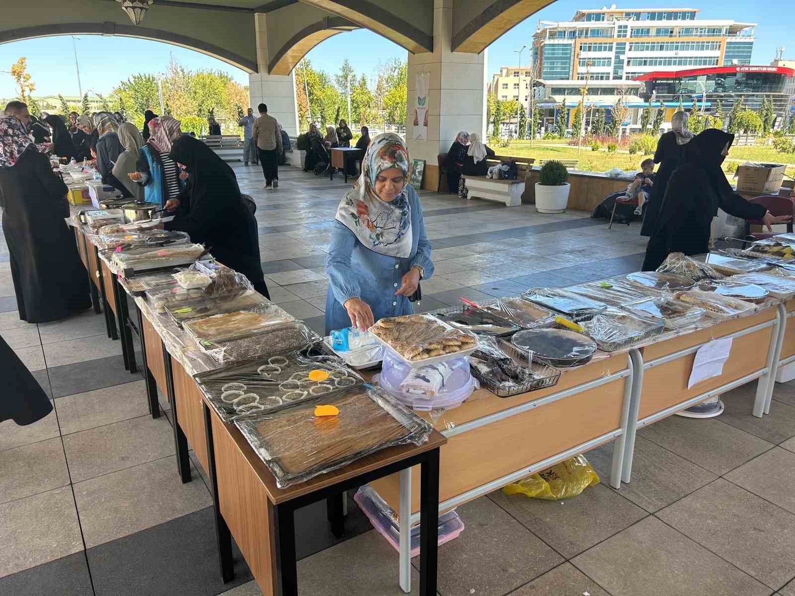 Diyarbakır’da Gazze için yardım kampanyası