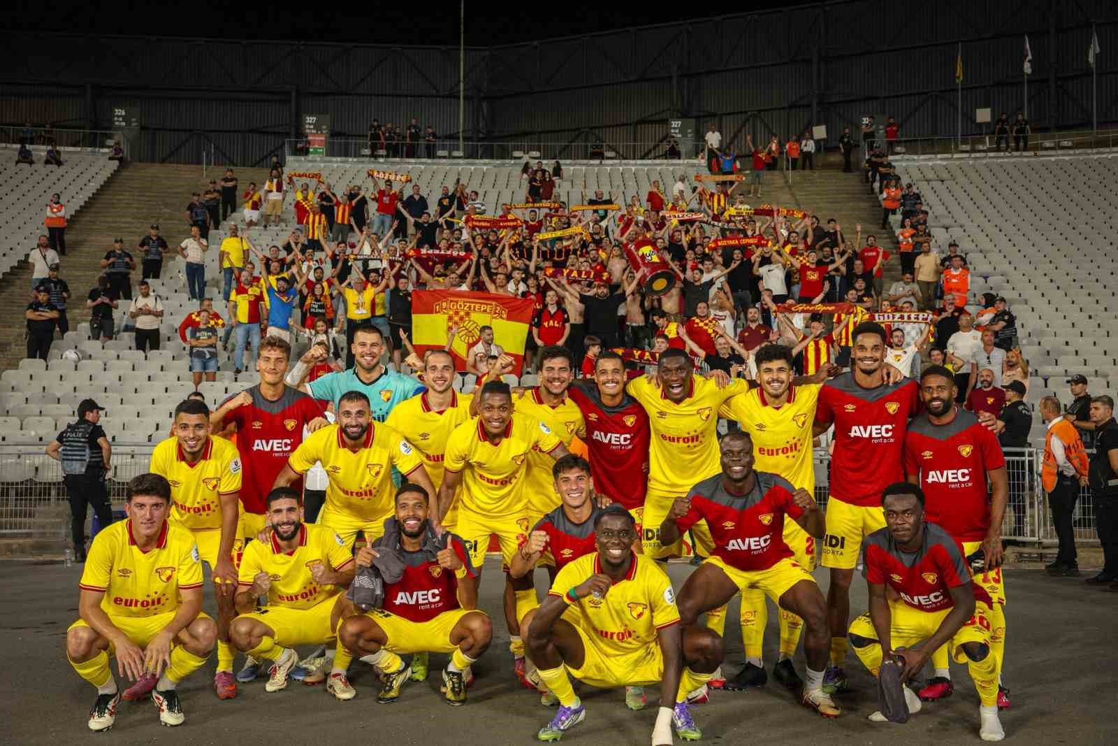 Göztepe, ligde kaybetmeyen üç takımdan birisi
