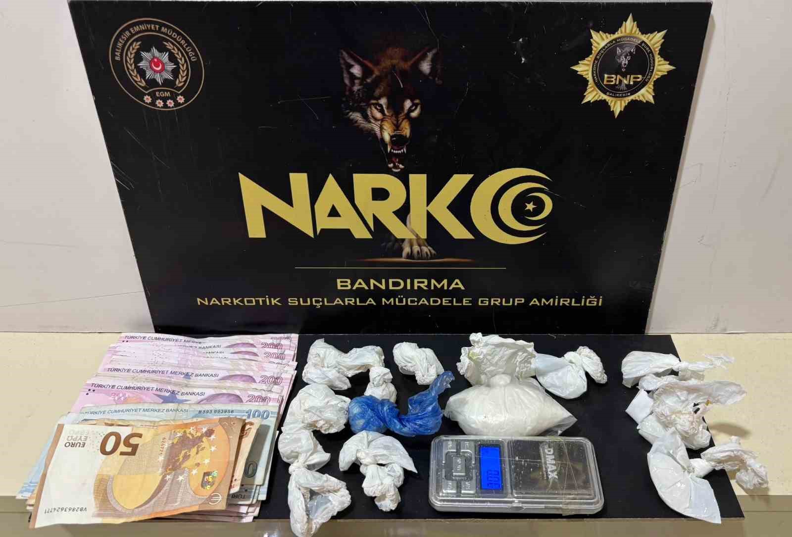 Bandırma’da düzenlenen narkotik operasyonunda zehir tacirlerine darbe