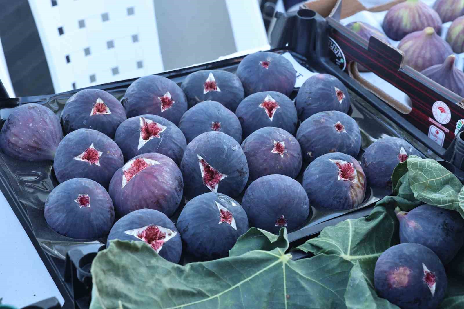 On birinci Ak&ccedil;alar - Fadıllı İncir Festivali&rsquo;nde lezzet ş&ouml;leni
