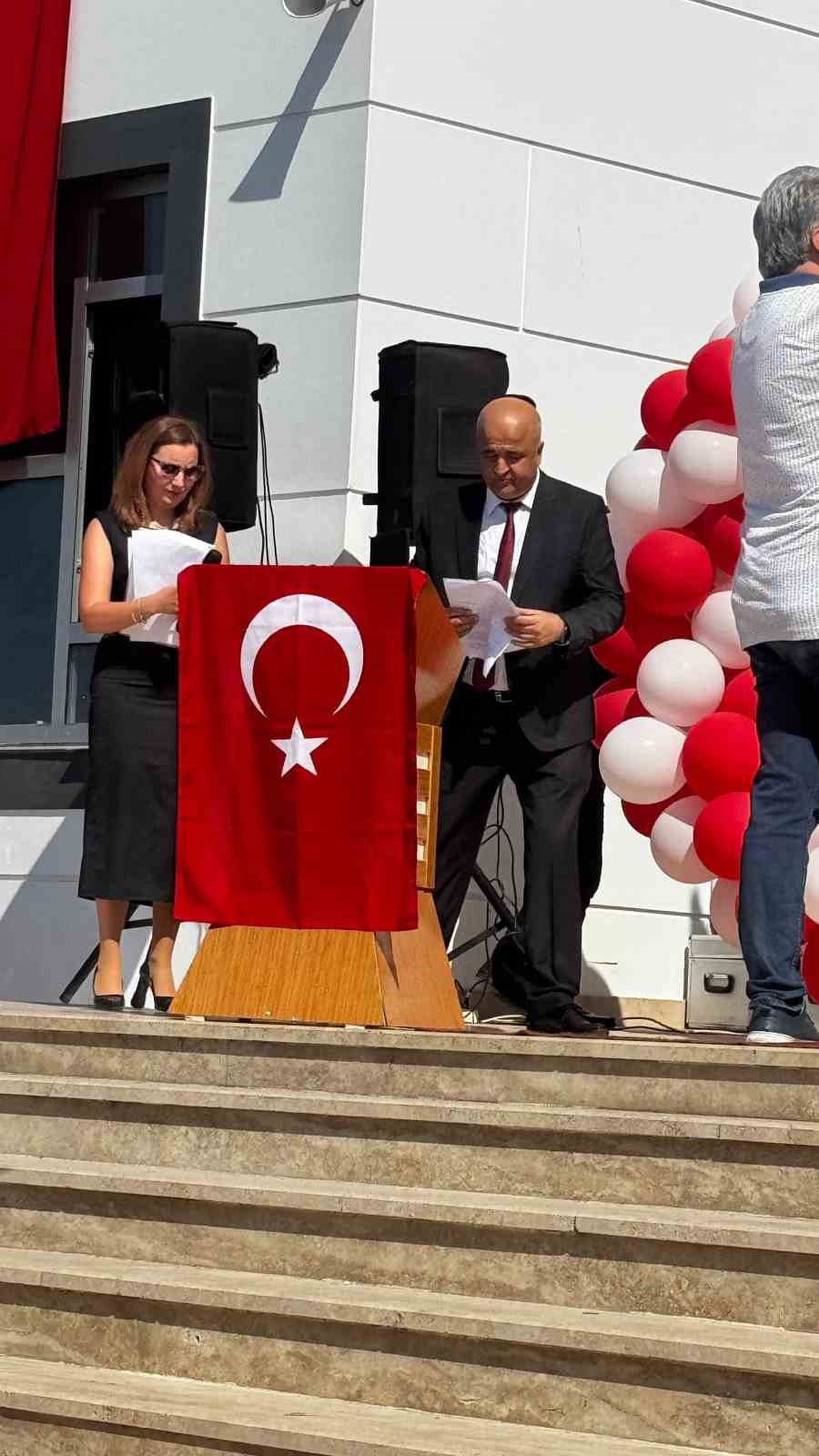 Alaplı’da iki yeni okul açıldı
