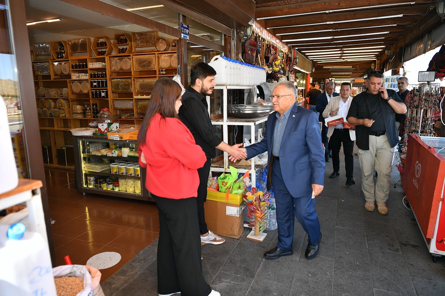 Başkan Büyükkılıç, Erciyes’teki Dünya Tenis Turu’na ev sahipliği yapan büyükşehir yatırımlarını inceledi