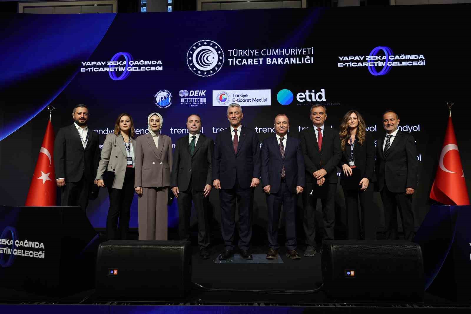 Bakan Bolat: &lsquo;&lsquo;T&uuml;rkiye&rsquo;de e-ticaret hacmi 3 trilyon liraya ulaştı&rsquo;&rsquo;
