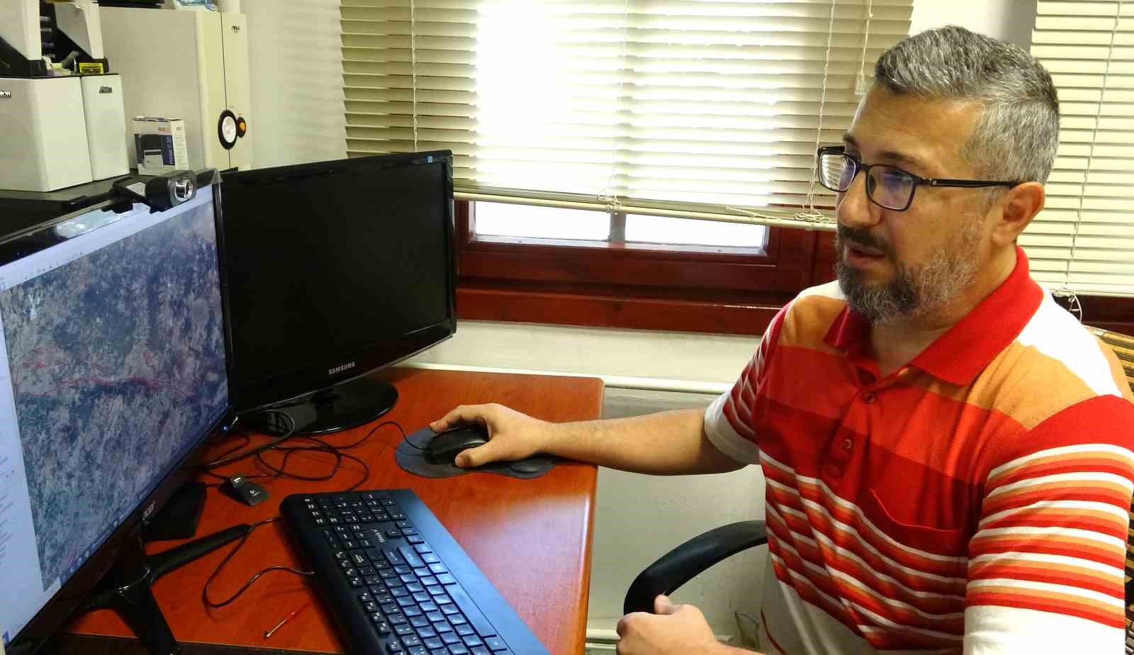 Simav depremleri yeniden g&uuml;ndemde
