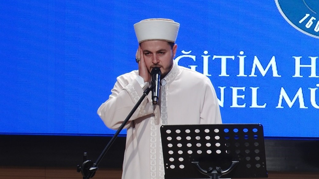 Diyanet İşleri Başkanı Erbaş: "Kurslarımızda şu ana kadar 1 milyon 750 bin civarında mezun verdik"
