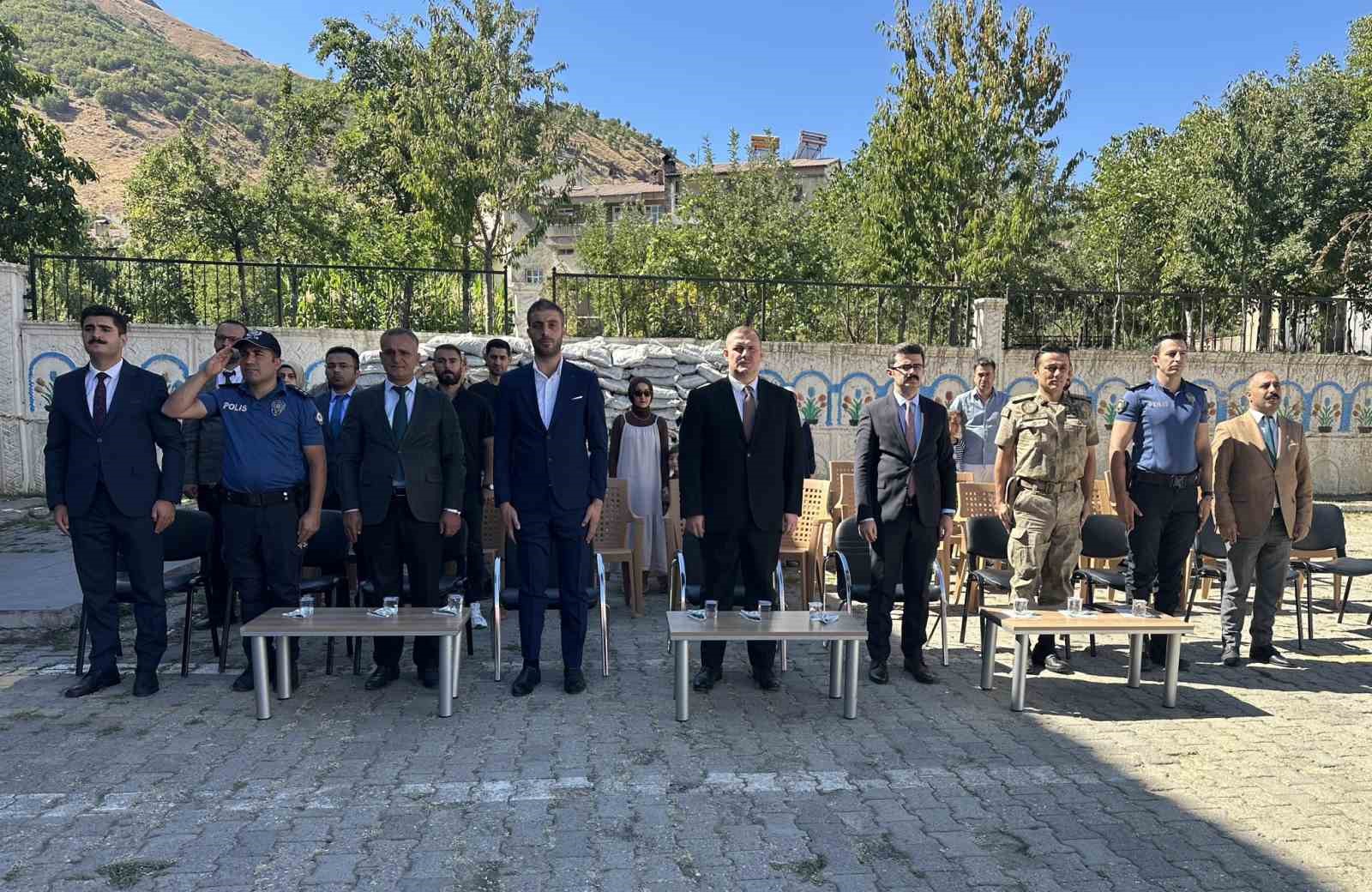 Mutki’de ilköğretim haftası etkinliği düzenlendi