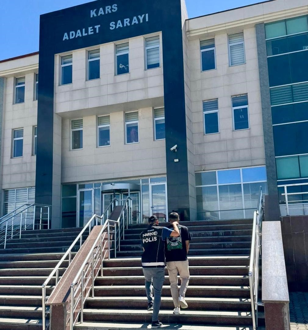 Kars&rsquo;ta uyuşturucu ele ge&ccedil;ildi

