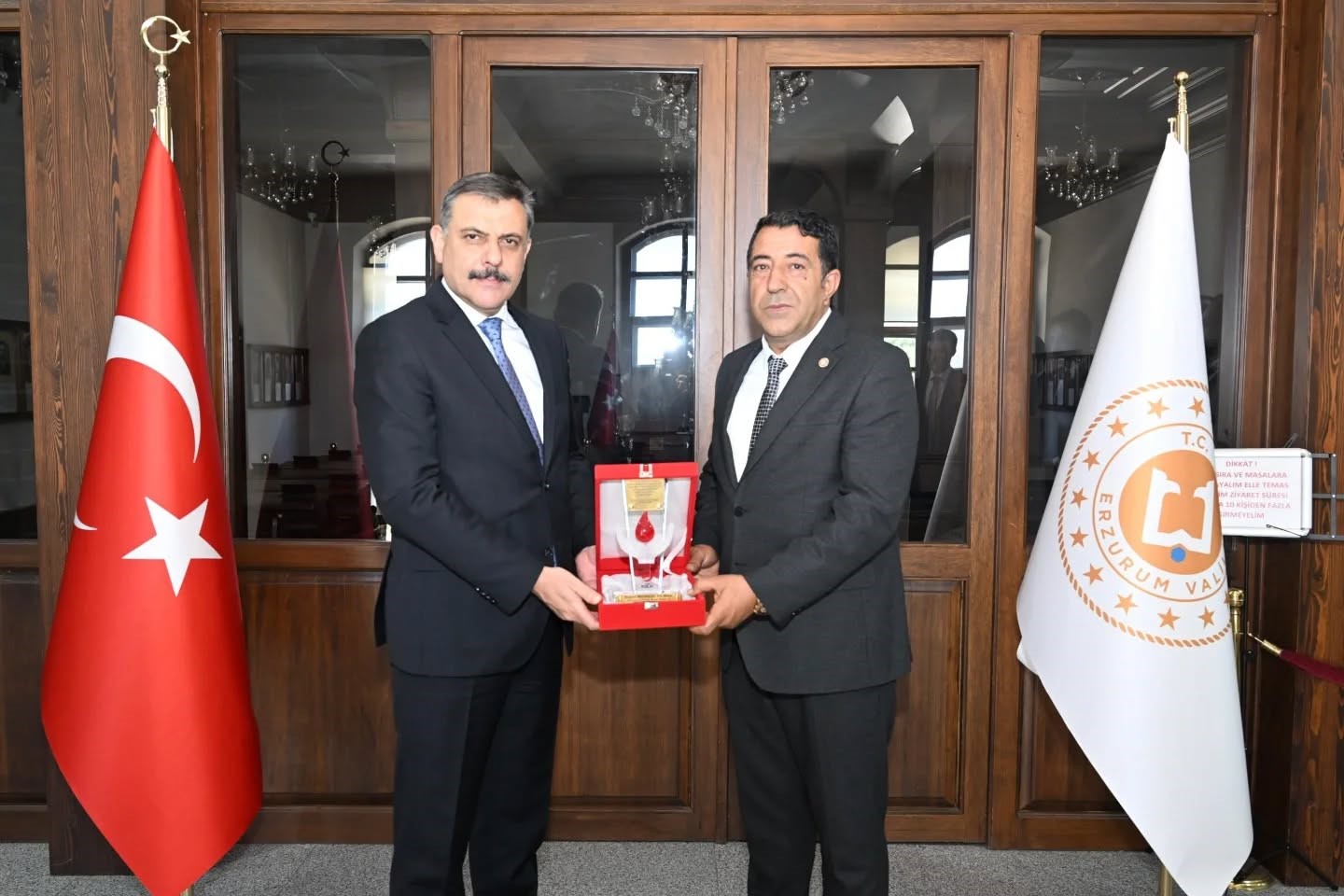 Kan bağışına teşekkür belgesi