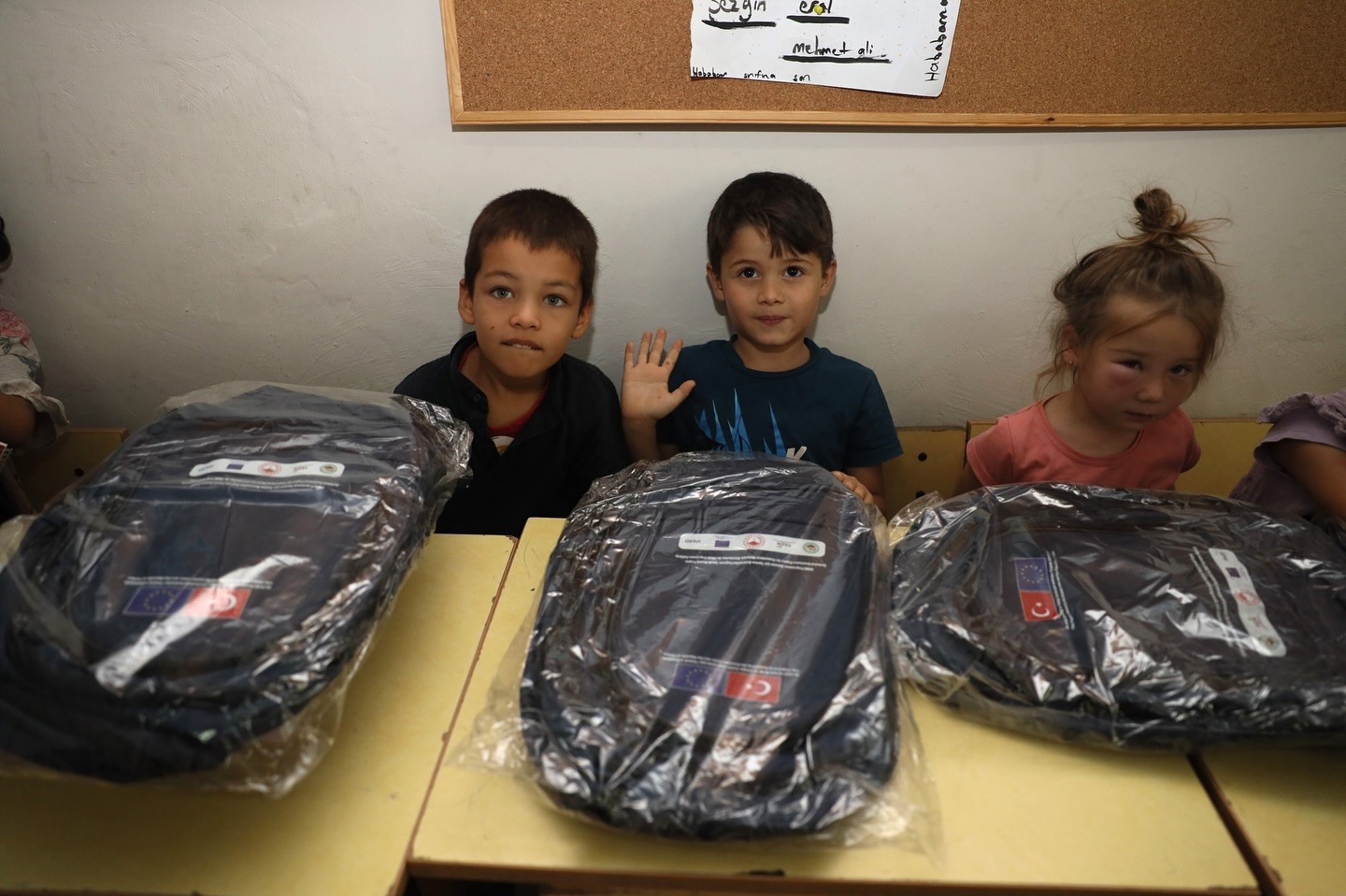 Muğla&rsquo;da &ccedil;ift&ccedil;i &ccedil;ocuklarına IPARD tanıtım materyalleri dağıtıldı
