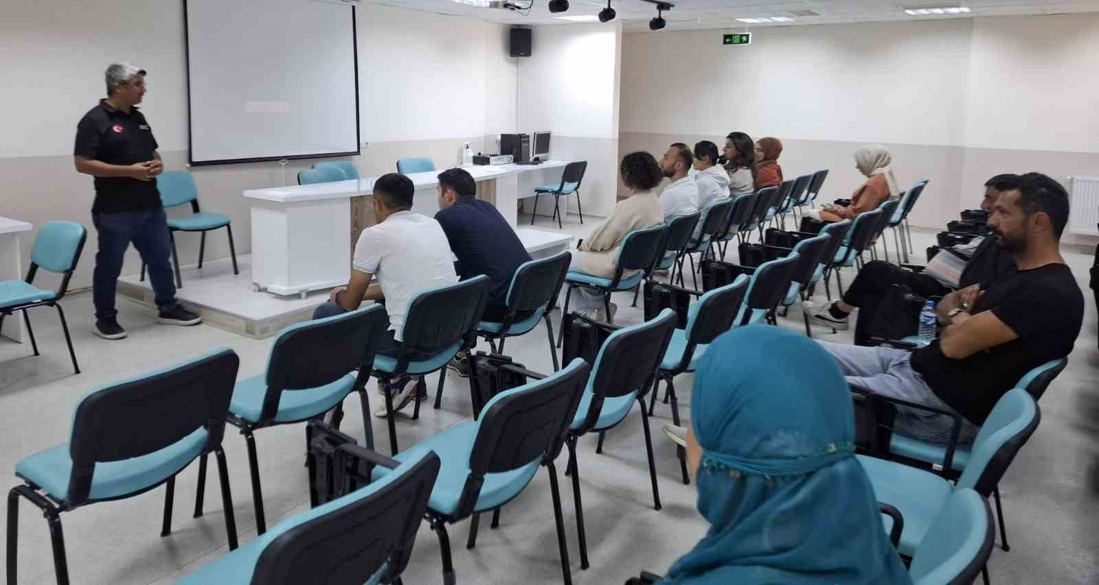 Bayburt RAM personeline &rsquo;Afet ve Yangın Farkındalık Eğitimi&rsquo; verildi
