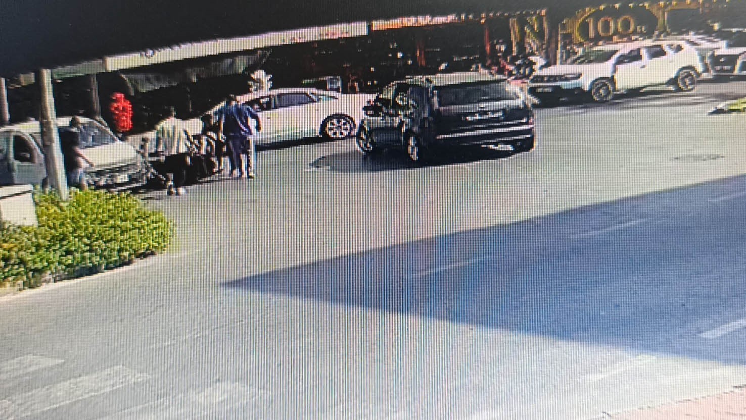 Antalya’da aynı kavşakta 5 dakika arayla iki motosiklet kazası kamerada
